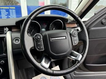 LAND ROVER DISCOVERY 3.0 TD V6 HSE Luxury SUV 5dr Diesel Auto 4WD Euro 6 (s/s) (258 p