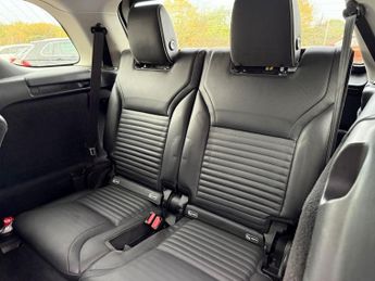 LAND ROVER DISCOVERY 3.0 TD V6 HSE Luxury SUV 5dr Diesel Auto 4WD Euro 6 (s/s) (258 p