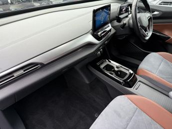 VOLKSWAGEN ID.4 Pro Performance 77kWh 1ST Edition SUV 5dr Electric Auto (204 ps)
