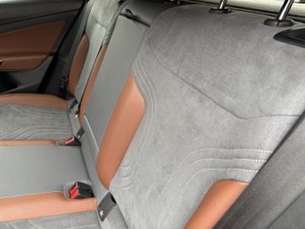 VOLKSWAGEN ID.4 Pro Performance 77kWh 1ST Edition SUV 5dr Electric Auto (204 ps)