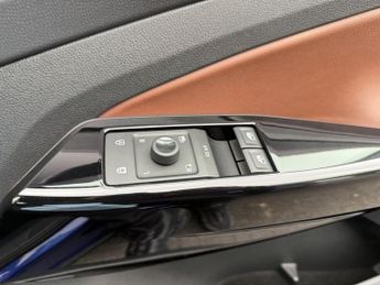 VOLKSWAGEN ID.4 Pro Performance 77kWh 1ST Edition SUV 5dr Electric Auto (204 ps)