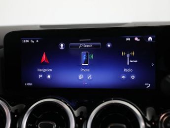 MERCEDES-BENZ GLA 2.0 GLA200d Sport (Executive) SUV 5dr Diesel 8G-DCT Euro 6 (s/s)