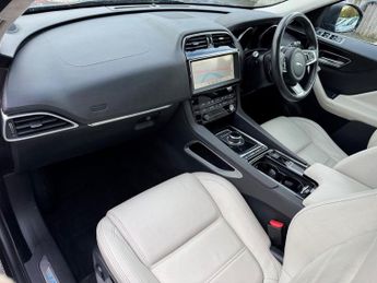 JAGUAR F-PACE 2.0 D180 Prestige SUV 5dr Diesel Auto AWD Euro 6 (s/s) (180 ps)