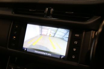 JAGUAR XF 3.0d V6 S Sportbrake 5dr Diesel Auto Euro 6 (s/s) (300 ps)