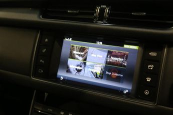 JAGUAR XF 3.0d V6 S Sportbrake 5dr Diesel Auto Euro 6 (s/s) (300 ps)