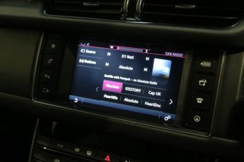 JAGUAR XF 3.0d V6 S Sportbrake 5dr Diesel Auto Euro 6 (s/s) (300 ps)