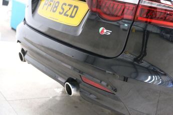 JAGUAR XF 3.0d V6 S Sportbrake 5dr Diesel Auto Euro 6 (s/s) (300 ps)