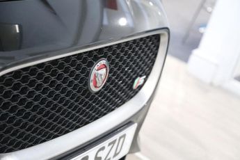 JAGUAR XF 3.0d V6 S Sportbrake 5dr Diesel Auto Euro 6 (s/s) (300 ps)