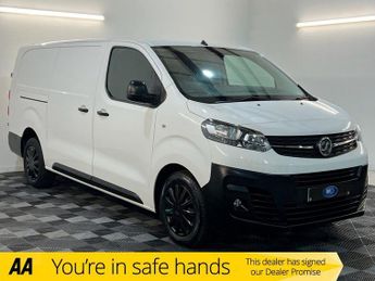 VAUXHALL VIVARO 2.0 Turbo D 3100 Dynamic Panel Van 6dr Diesel Auto L2 H1 Euro 6 