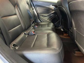 MERCEDES-BENZ A-CLASS 1.5 A180d Sport (Executive) Hatchback 5dr Diesel 7G-DCT Euro 6 (