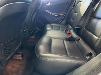 MERCEDES-BENZ A-CLASS 1.5 A180d Sport (Executive) Hatchback 5dr Diesel 7G-DCT Euro 6 (