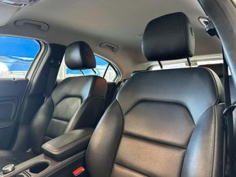 MERCEDES-BENZ A-CLASS 1.5 A180d Sport (Executive) Hatchback 5dr Diesel 7G-DCT Euro 6 (