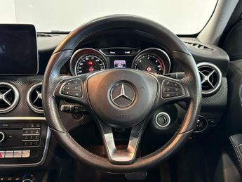 MERCEDES-BENZ A-CLASS 1.5 A180d Sport (Executive) Hatchback 5dr Diesel 7G-DCT Euro 6 (