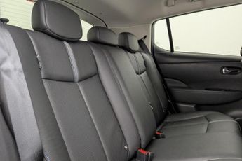 NISSAN LEAF 39kWh Tekna Hatchback 5dr Electric Auto (150 ps)
