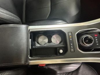 LAND ROVER RANGE ROVER EVOQUE 2.0 TD4 SE Tech SUV 5dr Diesel Auto 4WD Euro 6 (s/s) (180 ps)