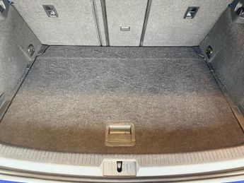 VOLKSWAGEN GOLF 2.0 TSI BlueMotion Tech R Hatchback 5dr Petrol DSG 4Motion Euro 