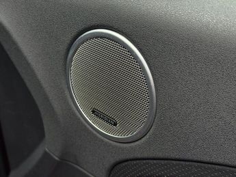 LAND ROVER RANGE ROVER EVOQUE 2.2 SD4 Dynamic SUV 5dr Diesel Auto 4WD Euro 5 (s/s) (190 ps)