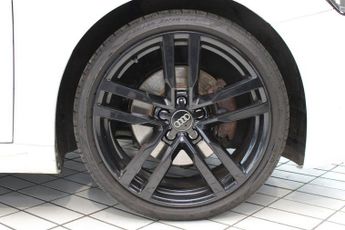 AUDI TT 2.0 TFSI S line Coupe 3dr Petrol S Tronic quattro Euro 6 (s/s) (