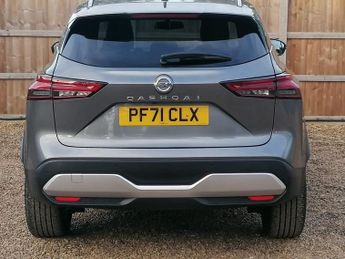 NISSAN QASHQAI 1.3 DIG-T MHEV Tekna SUV 5dr Petrol Hybrid XTRON Euro 6 (s/s) (1