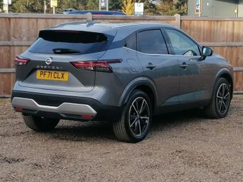 NISSAN QASHQAI 1.3 DIG-T MHEV Tekna SUV 5dr Petrol Hybrid XTRON Euro 6 (s/s) (1
