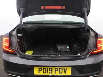 VOLVO S90 2.0 D4 R-Design Saloon 4dr Diesel Auto Euro 6 (s/s) (190 ps)
