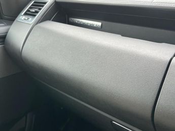 LAND ROVER RANGE ROVER SPORT 3.0 SD V6 HSE SUV 5dr Diesel Auto 4WD Euro 5 (255 bhp)