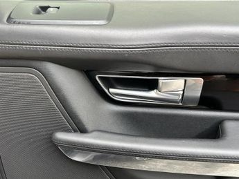 LAND ROVER RANGE ROVER SPORT 3.0 SD V6 HSE SUV 5dr Diesel Auto 4WD Euro 5 (255 bhp)