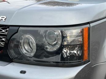 LAND ROVER RANGE ROVER SPORT 3.0 SD V6 HSE SUV 5dr Diesel Auto 4WD Euro 5 (255 bhp)