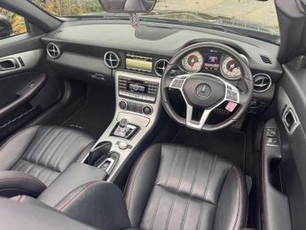 MERCEDES-BENZ SLK 2.0 SLK300 AMG Sport Convertible 2dr Petrol G-Tronic Euro 6 (s/s