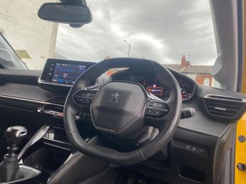 PEUGEOT 208 1.2 PureTech Allure Hatchback 5dr Petrol Manual Euro 6 (s/s) (10