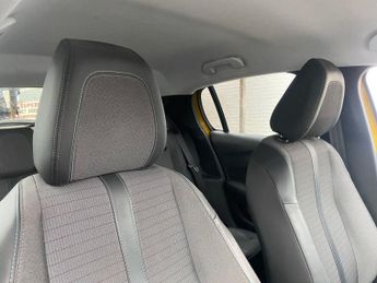 PEUGEOT 208 1.2 PureTech Allure Hatchback 5dr Petrol Manual Euro 6 (s/s) (10