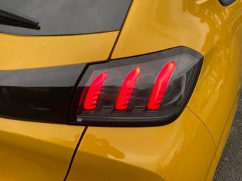 PEUGEOT 208 1.2 PureTech Allure Hatchback 5dr Petrol Manual Euro 6 (s/s) (10