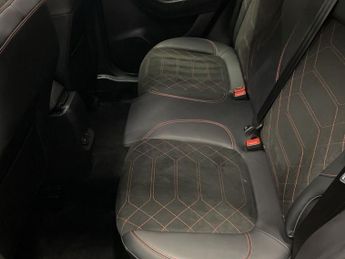 FORD PUMA 1.0T EcoBoost MHEV ST-Line X SUV 5dr Petrol Hybrid DCT Euro 6 (s