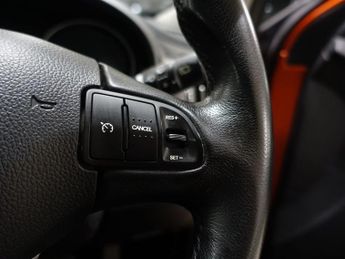 KIA SPORTAGE 2.0 CRDi KX-3 SUV 5dr Diesel Auto AWD Euro 5 (134 bhp)