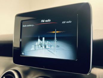 MERCEDES-BENZ CLA 2.1 CLA220d AMG Line Shooting Brake 5dr Diesel 7G-DCT Euro 6 (s/