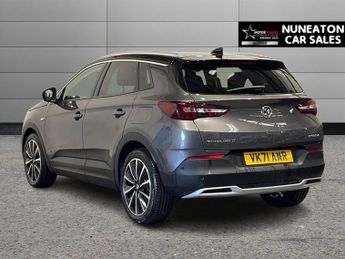 VAUXHALL GRANDLAND X 1.6 13.2kWh Business Edition Nav Premium SUV 5dr Petrol Plug-in 