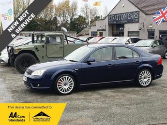 Ford Mondeo 3.0 ST220 5d 226 BHP