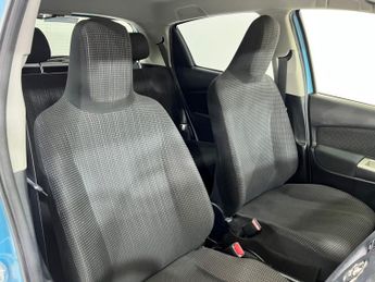 TOYOTA YARIS 1.0L