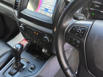 FORD RANGER 3.2 TDCi Wildtrak Pickup Double Cab 4dr Diesel Auto 4WD Euro 6 (