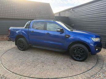 FORD RANGER 3.2 TDCi Wildtrak Pickup Double Cab 4dr Diesel Auto 4WD Euro 6 (