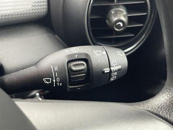 MINI HATCH 1.5 Cooper Hatchback 3dr Petrol Auto Euro 6 (s/s) (136 ps)