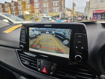 HYUNDAI I30 AUTOMATIC 1.4 T-GDi Blue Drive SE Nav Hatchback 5dr Petrol DCT E