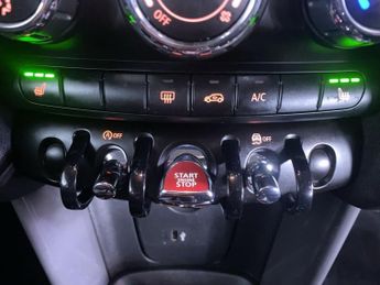 MINI HATCH 1.5 Cooper Hatchback 3dr Petrol Steptronic Euro 6 (s/s) (136 ps)