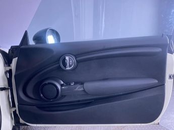 MINI HATCH 1.5 Cooper Hatchback 3dr Petrol Steptronic Euro 6 (s/s) (136 ps)