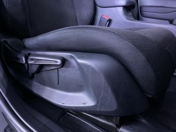 HONDA HR-V 1.5 h i-MMD Elegance SUV 5dr Petrol Hybrid CVT Euro 6 (s/s) (131