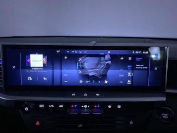 VAUXHALL GRANDLAND 1.2 MHEV GS SUV 5dr Petrol Hybrid e-DCT Euro 6 (s/s) (136 ps)