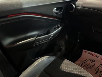 NISSAN JUKE 1.0 DIG-T N-Connecta SUV 5dr Petrol DCT Auto Euro 6 (s/s) (114 p