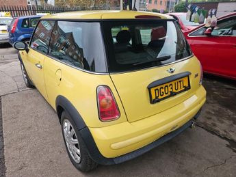 MINI Hatch 1.6 One Hatchback 3dr Petrol CVT Euro 3 (90 ps)