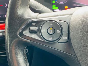 VAUXHALL MOKKA ELECTRIC 50kWh SRi Premium SUV 5dr Electric Auto (136 ps)