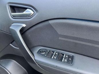 RENAULT Symbioz 1.6 E-TECH iconic esprit Alpine SUV 5dr Petrol Hybrid Auto Euro 